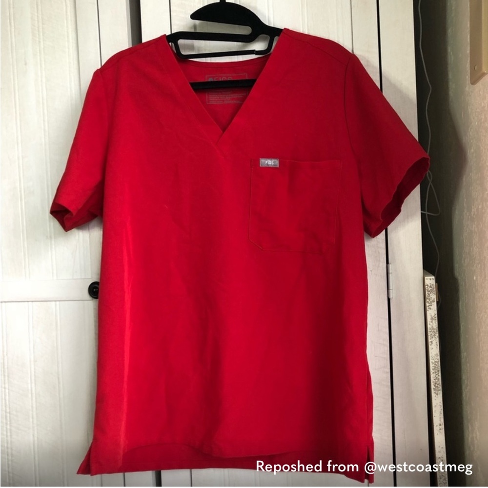 Figs Catarina in Winning Red